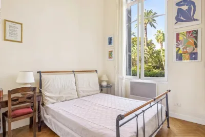 Belle Époque Ground-Floor Apartment — Beaulieu-sur-Mer — 6