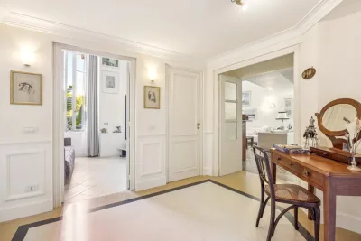 Belle Époque Ground-Floor Apartment — Beaulieu-sur-Mer — 7