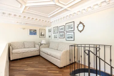 Belle Époque Ground-Floor Apartment — Beaulieu-sur-Mer — 9