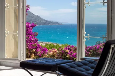 Listed Belle Époque Apartment with Private Sea Access — Menton, Garavan — 3