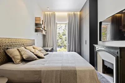 Sole Agency — Apartment with Direct Access to Mala Beach, Cap d'Ail — 6