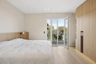 Sea-View Penthouse — Cap-Ferrat Village — 8